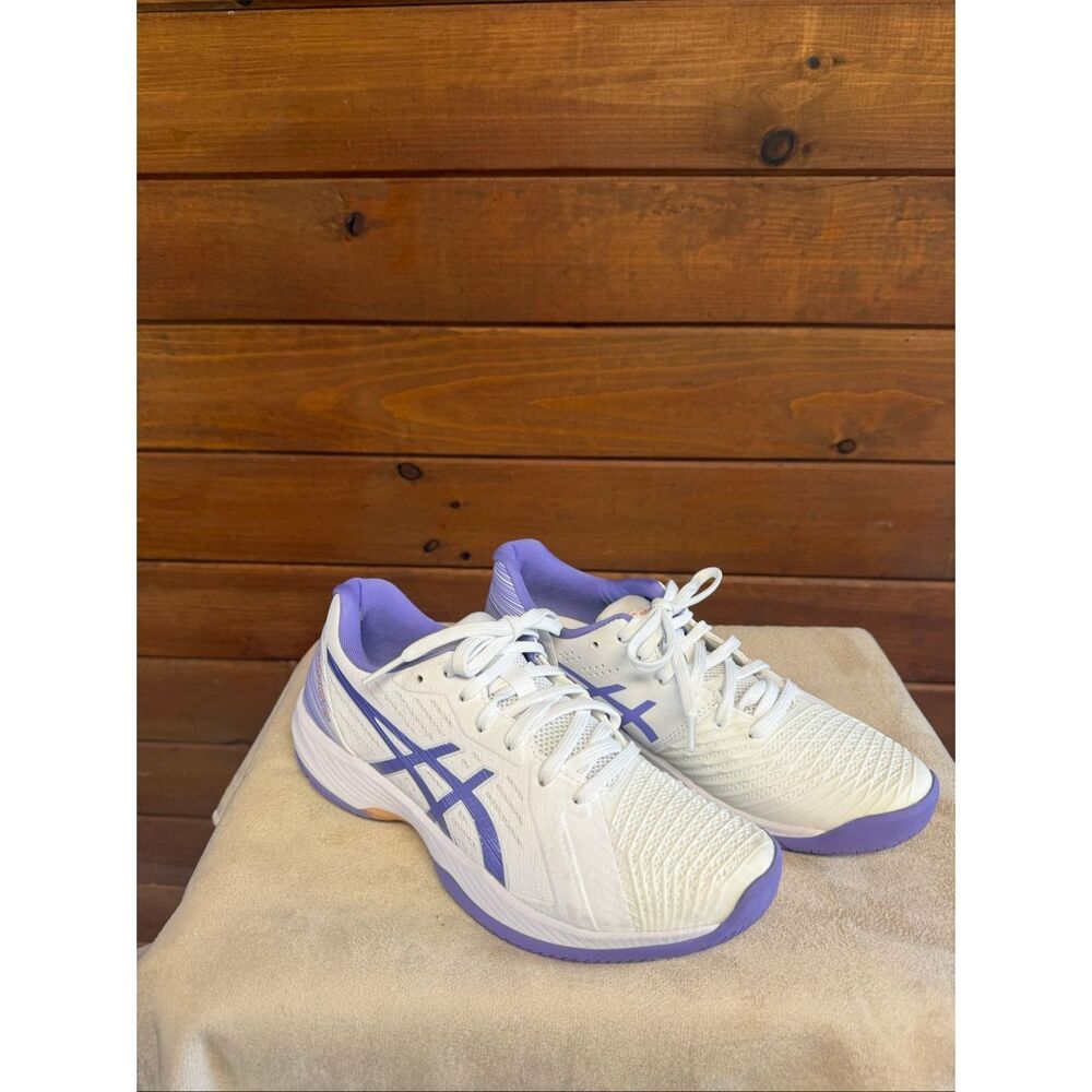 Asics Women's Solution Swift FF tennis shoes  White/Amethyst Sz   8